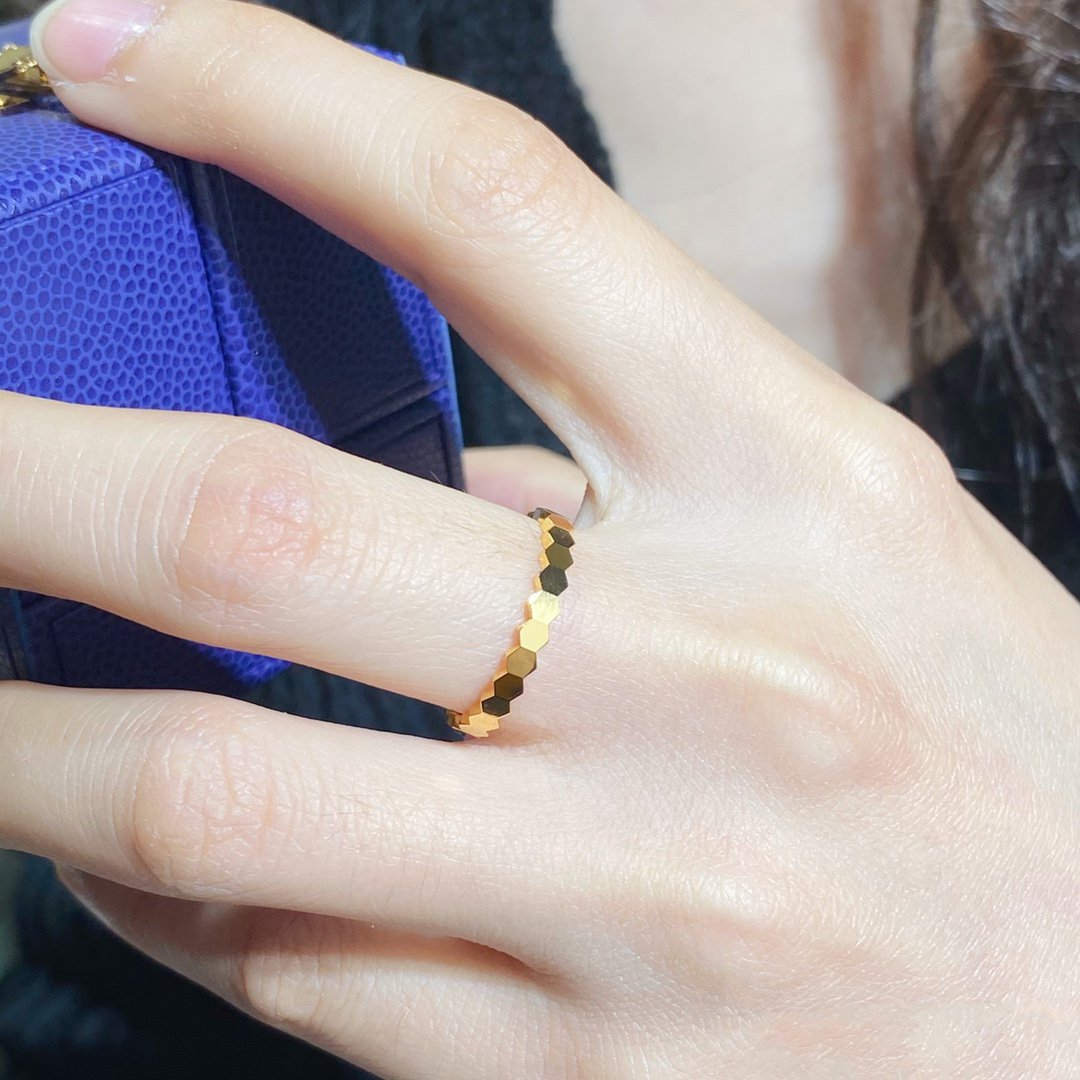 CHAUMET BEE LOVE SMALL RING