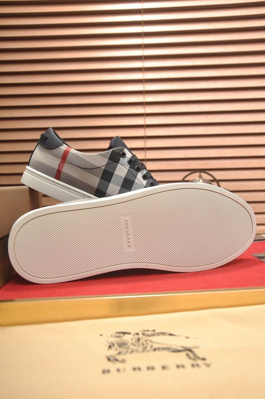 Burberry Gray Check Low-Top Sneakers