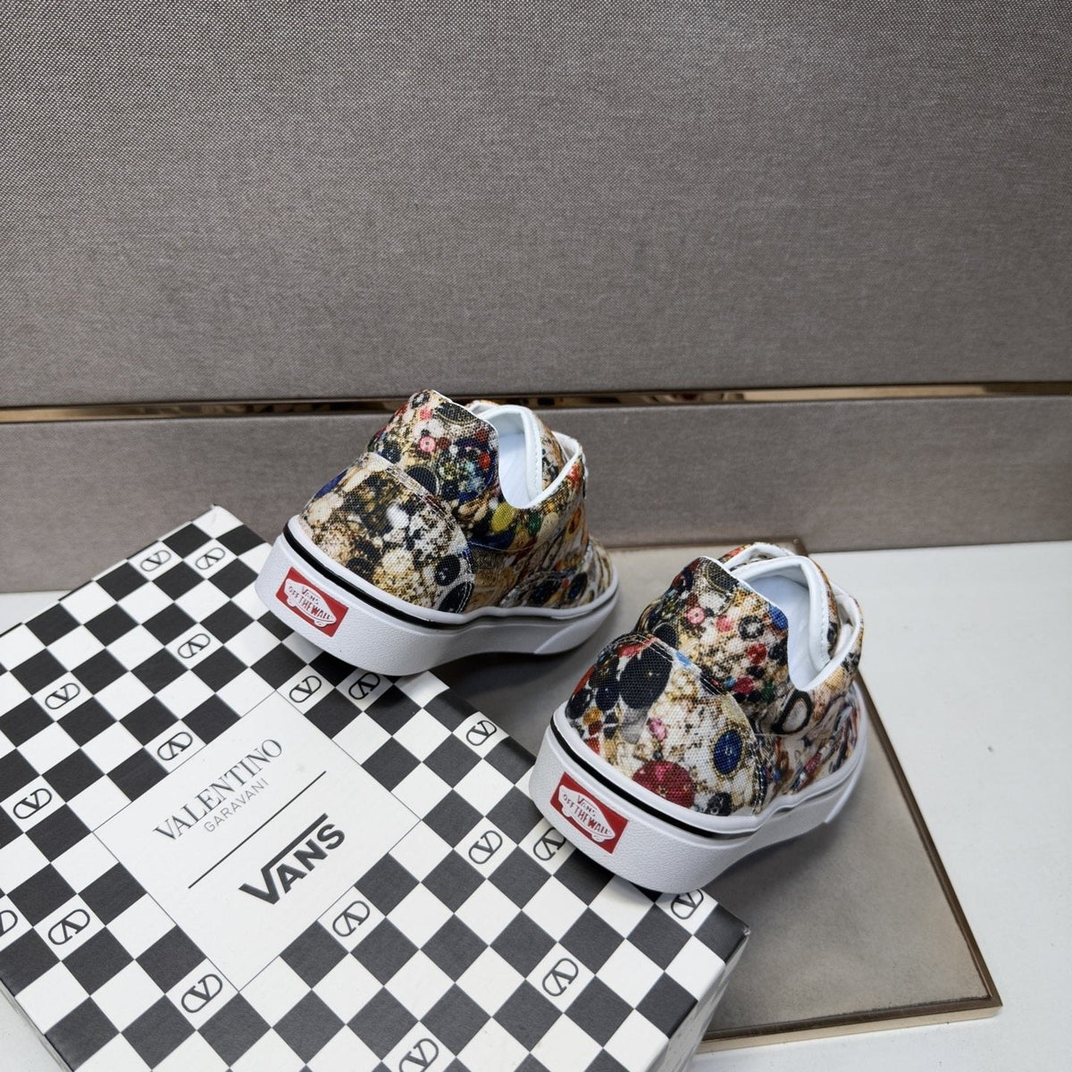 Vans Men's Floral Print Low-Top Sneakers
