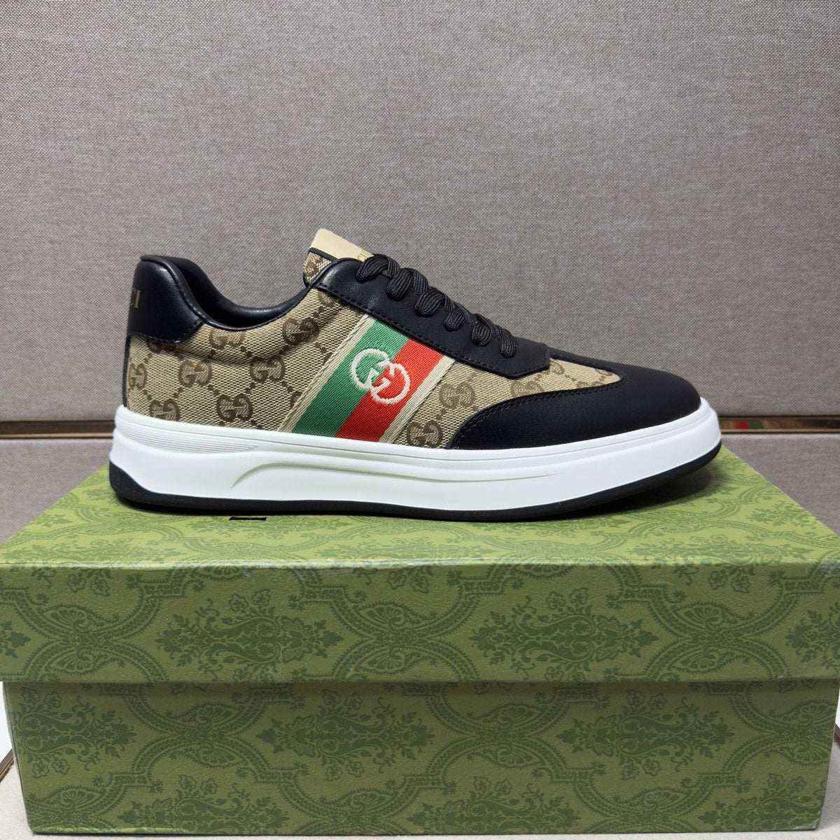 Gucci Men's Web Stripe Low-Top Sneakers