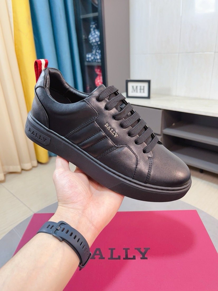 Bally Low-Top Leather Sneakers