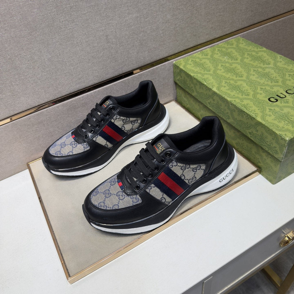 Gucci Stripe Low-Top Sneakers